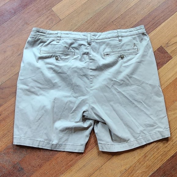 Nautica "The Deck Short - Classic Fit" Flat Front Shorts Size 40W - Picture 9 of 16